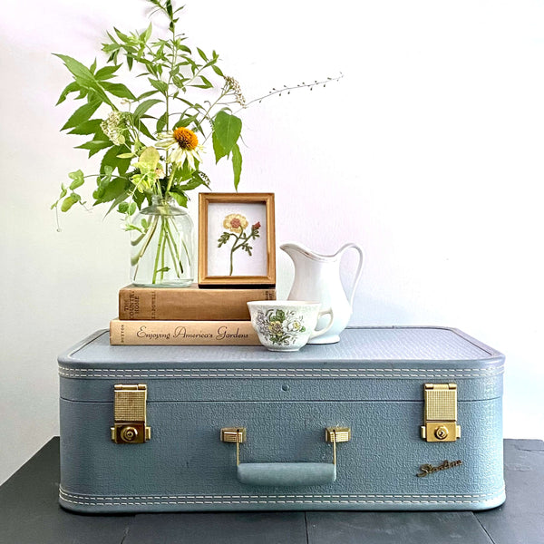 Vintage Starline Luggage Weekender Case with Original Keys in Mist
