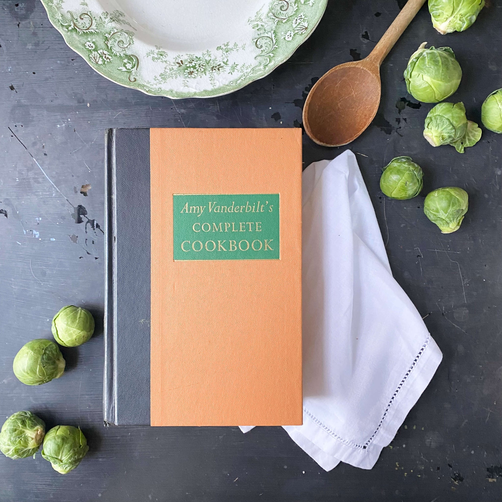 Amy Vanderbilt's Complete Cookbook- 1961 Edition with Illlustrations b ...