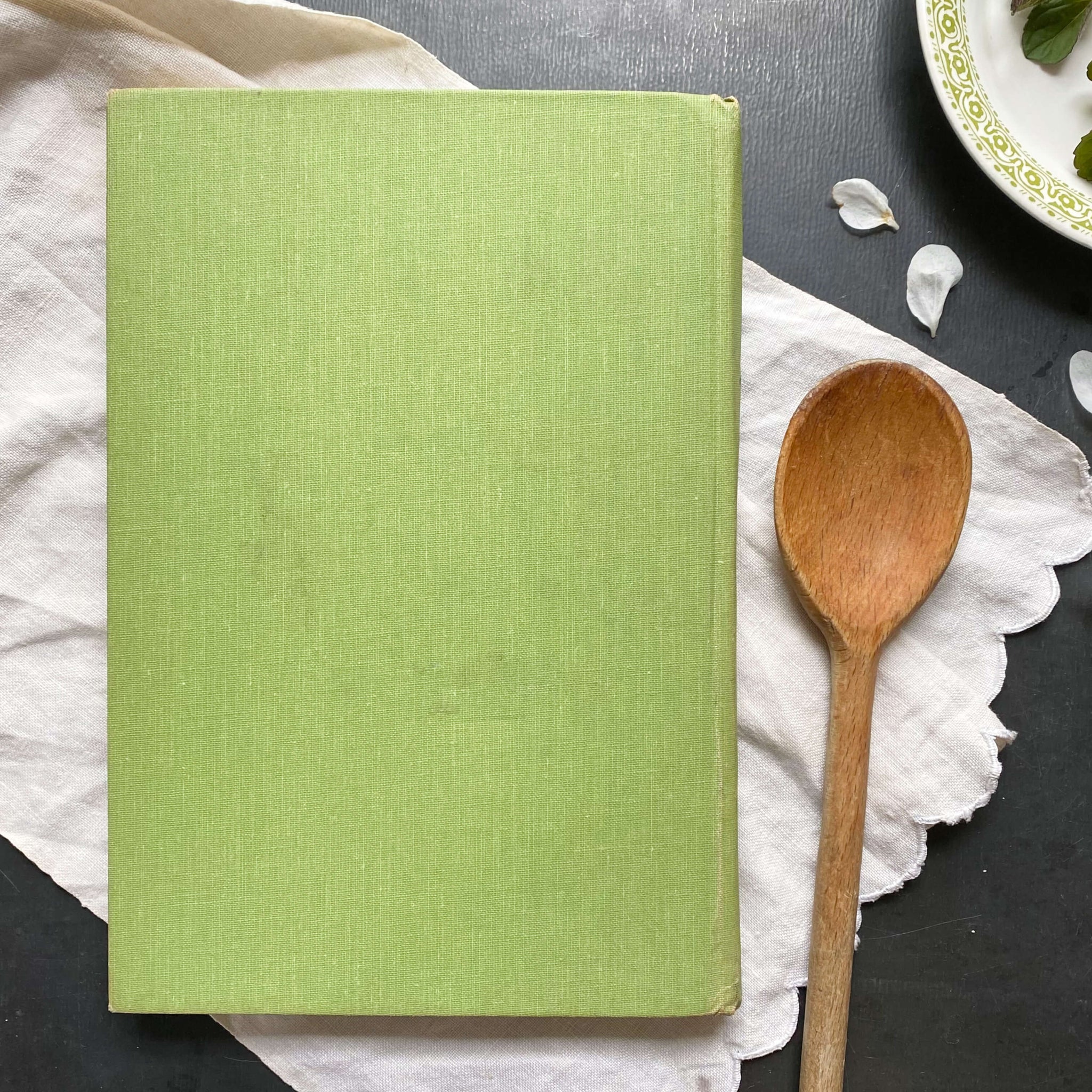 Betty Crocker's Kitchen Gardens - 1971 Edition with Illustrations by Tasha Tudor
