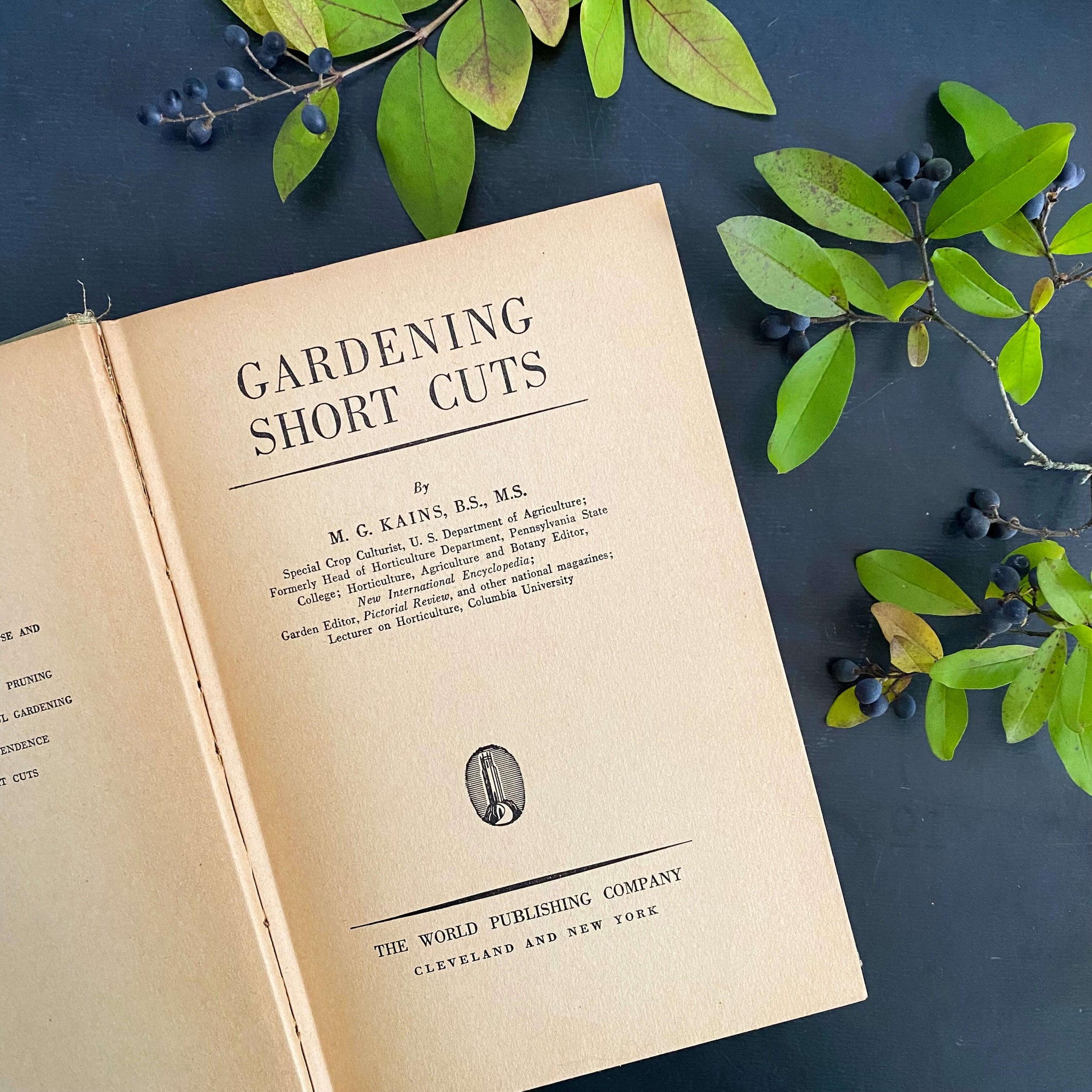 Gardening Short Cuts by M. G. Kains - 1943 Edition Fifth Printing