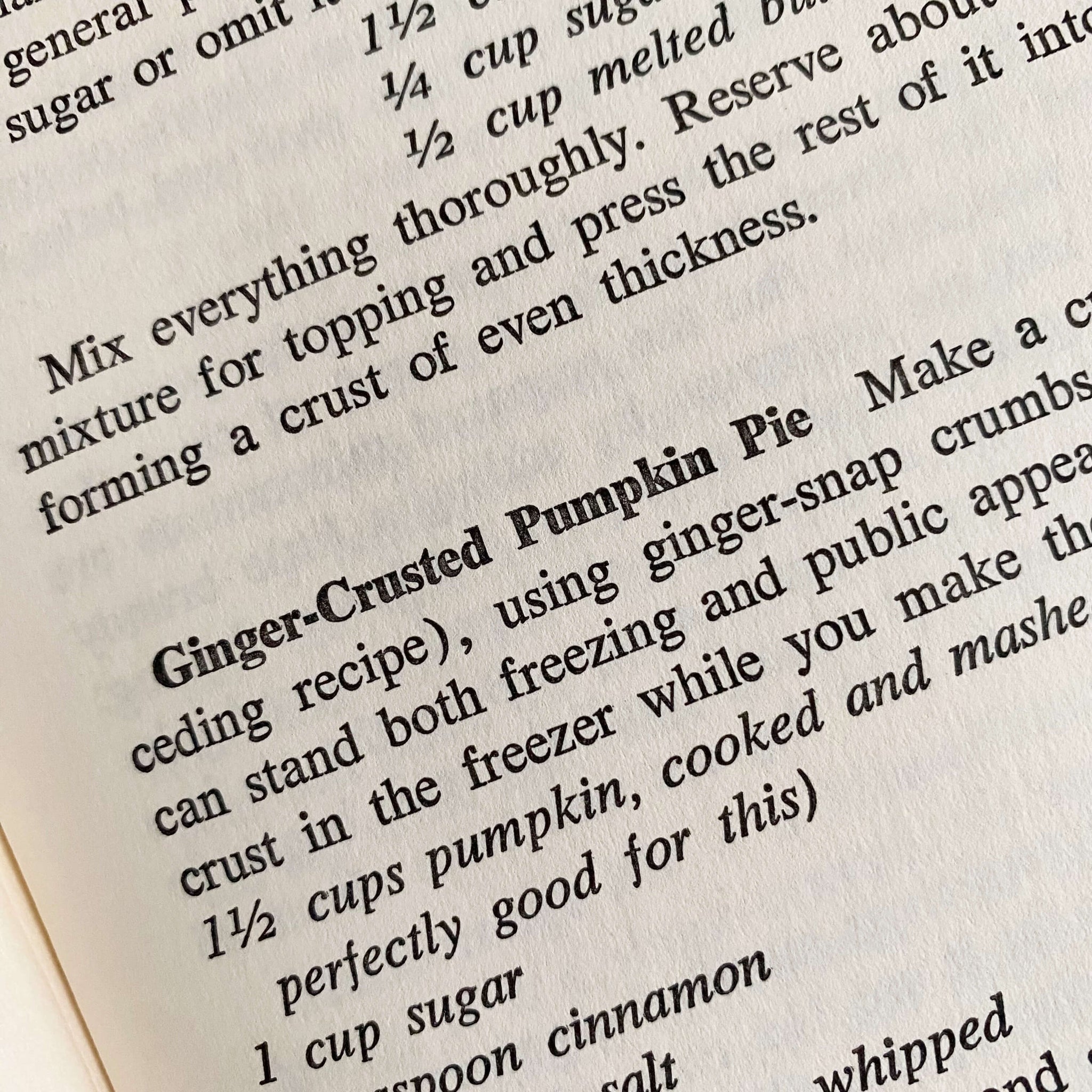 The Year-Round Holiday Cookbook by Suzanne Huntley - 1969 Book Club Edition