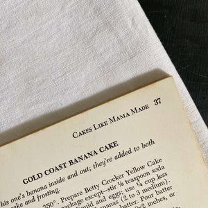 Betty Crocker's Cake and Frosting Mix Cookbook - 1966 First Edition Second Printing