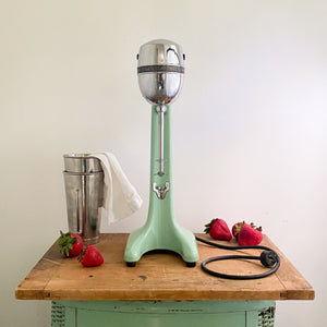 Vintage 1940s Hamilton Beach Drinkmaster Milkshake Machine #30 - Working Condition - Jadeite Green