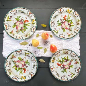 Botanical Metal Picnic Plates from the Metropolitan Museum of Art Featuring Worcester Pottery's Duke Of Gloucester Pattern  - Set of Four