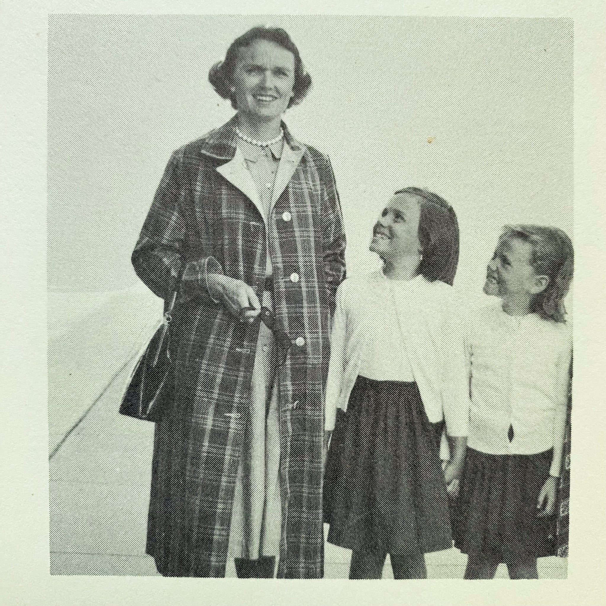 Mud Pies and Other Recipes by Marjorie Winslow - 1963 Edition