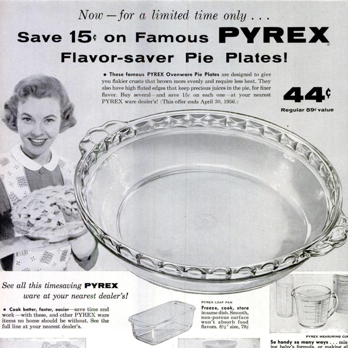 Vintage 1950s White Pyrex Flavor Saver Pie Dish with Fluted Edge and Handles