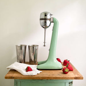 Vintage 1940s Hamilton Beach Drinkmaster Milkshake Machine #30 - Working Condition - Jadeite Green