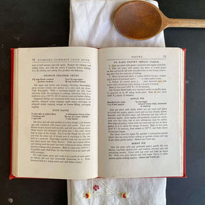 Rumford Complete Cook Book - 1945 Edition - Rhode Island's Rumford Baking Powder