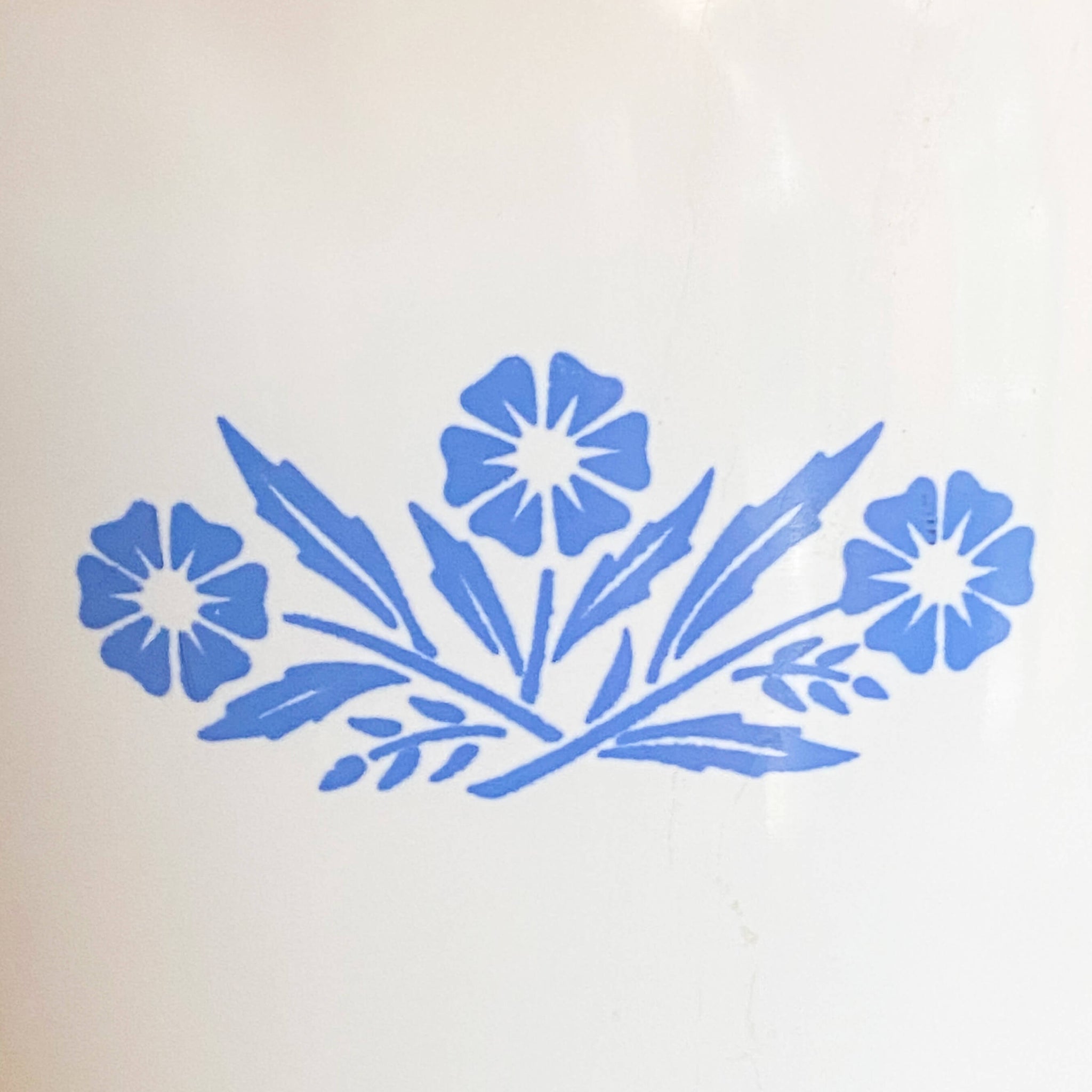 Vintage 1960s Corning Ware Cornflower 1 Quart Saucemaker circa 1963-1976