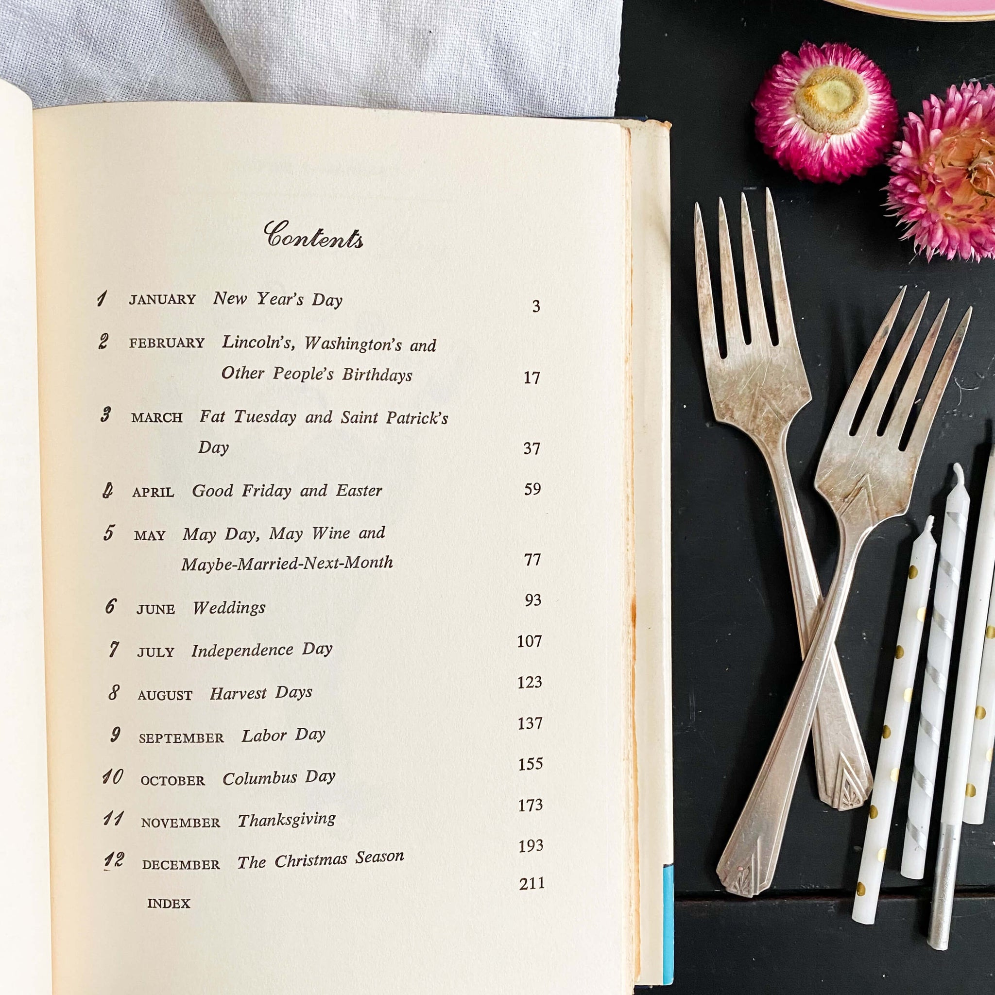 The Year-Round Holiday Cookbook by Suzanne Huntley - 1969 Book Club Edition