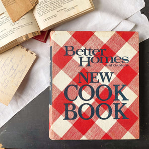 Better Homes and Gardens New Cook Book - 1968 Edition
