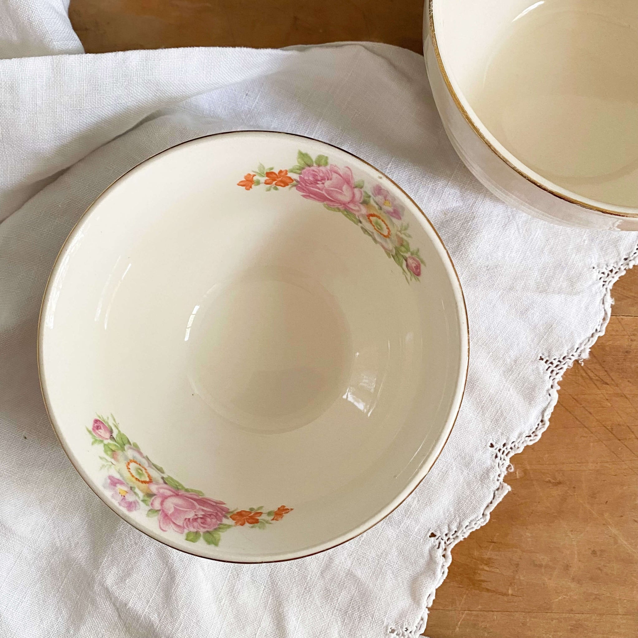 Vintage 1950s Canonsburg Pottery LeJean Cranberry Bowl