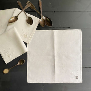 Vinatge Ivory Linen Cocktail Napkins with Italian Cutwork Embroidery - Set of Four