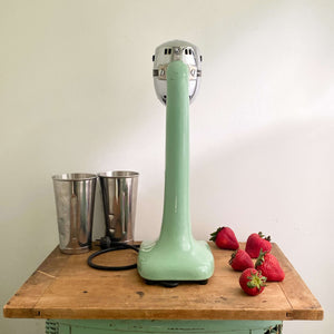 Vintage 1940s Hamilton Beach Drinkmaster Milkshake Machine #30 - Working Condition - Jadeite Green