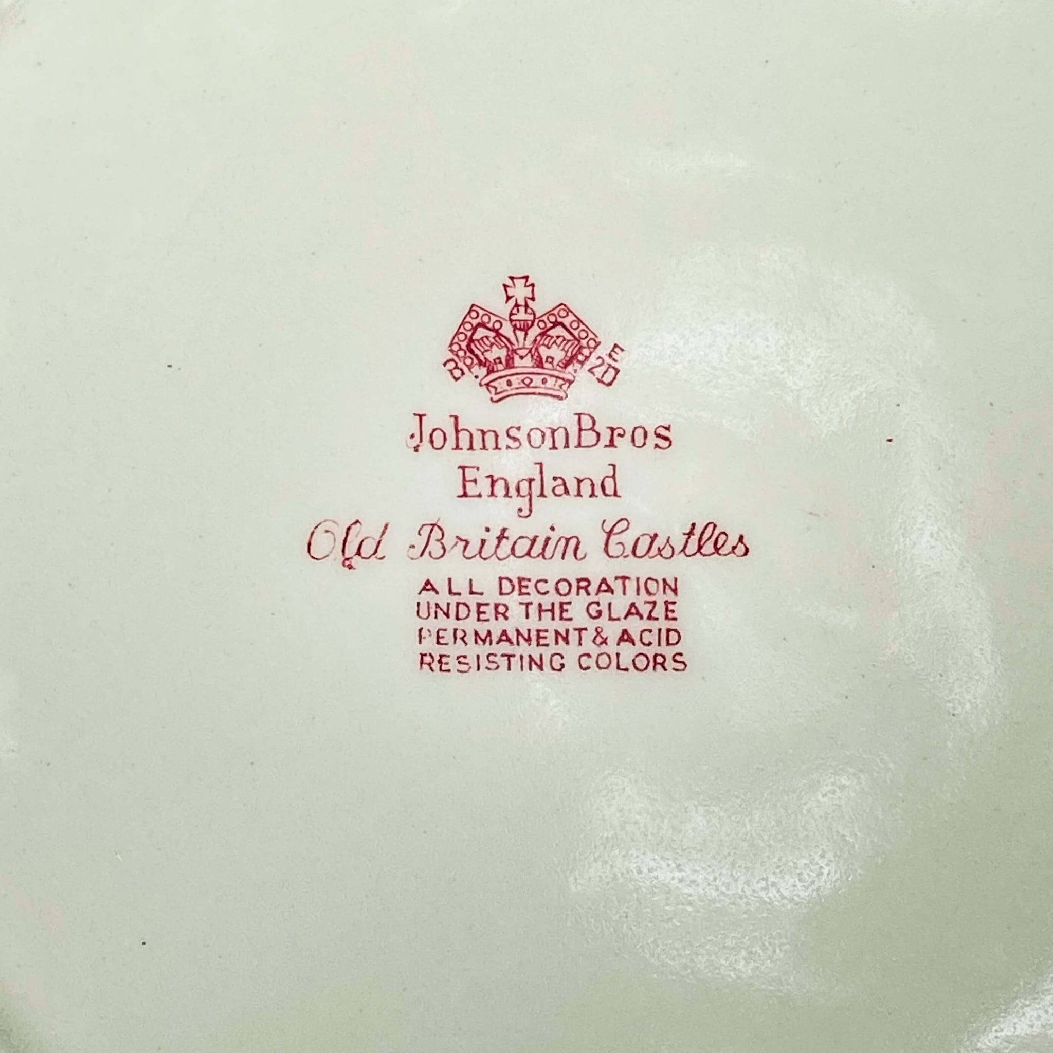 Vintage Johnson Brothers Old Britain Castles Red Dinner Plate circa 1930s