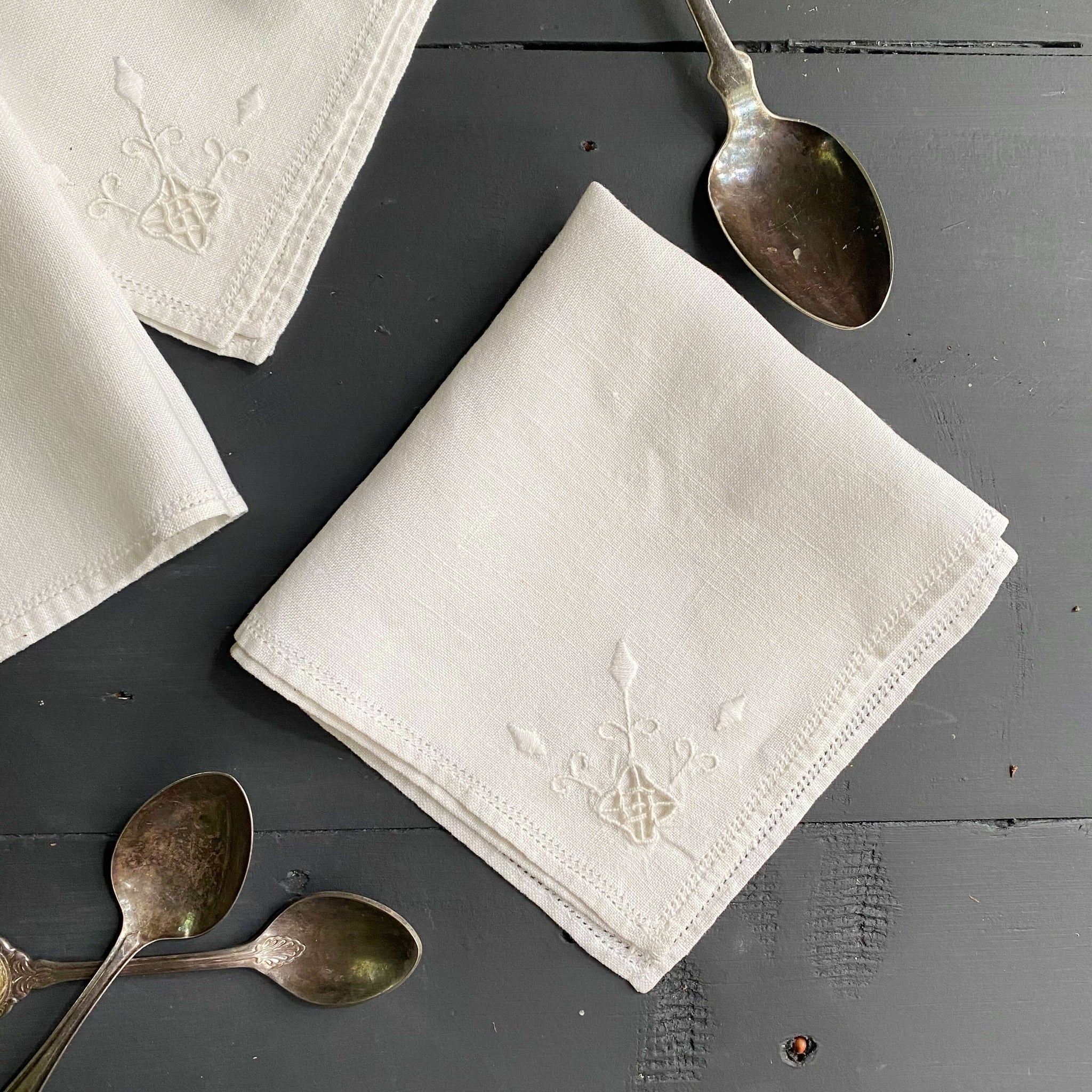 Vinatge Ivory Linen Cocktail Napkins with Italian Cutwork Embroidery - Set of Four