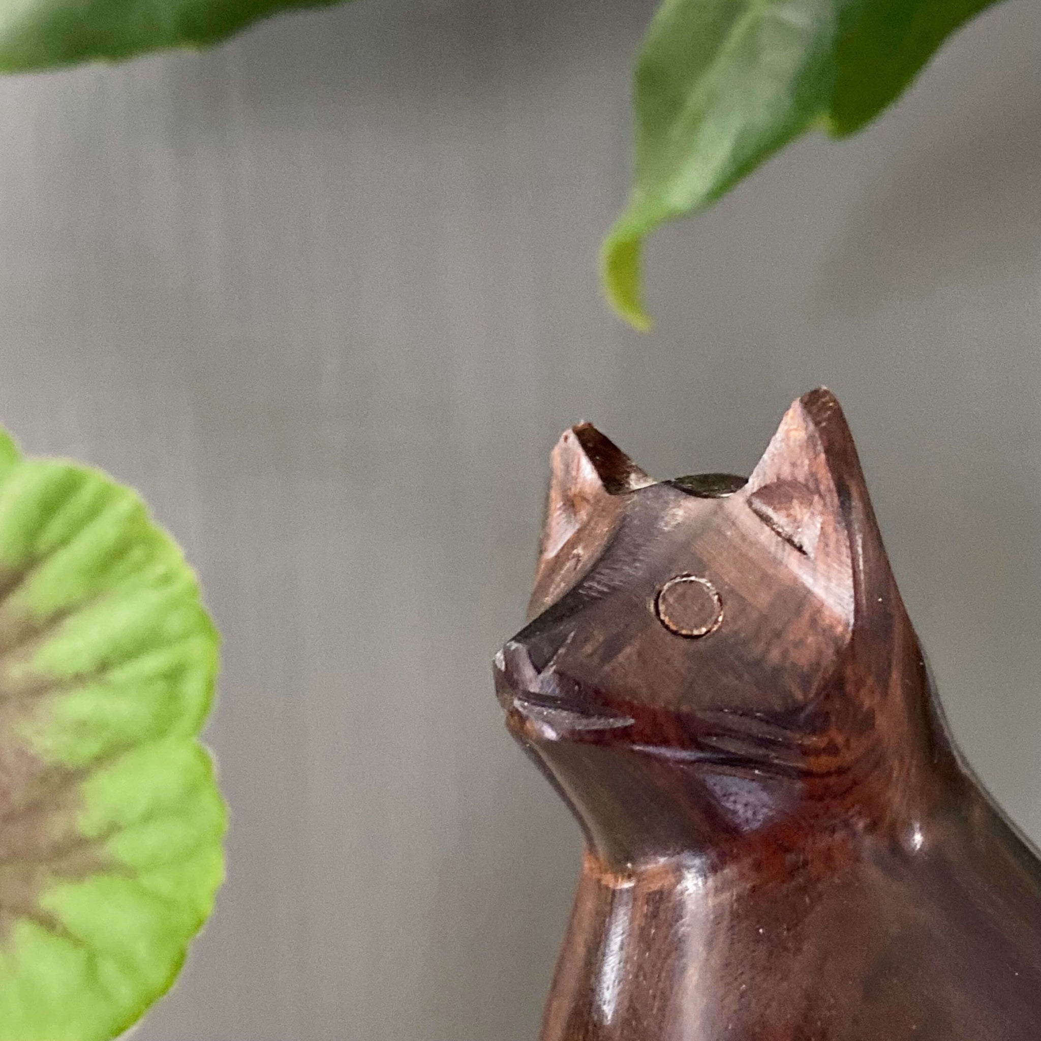 Vintage Hand-Carved Wood Cat Figurine - A Cat Named Tropicana