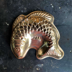 Vintage 1970s Fish Cake Pan Made by Wilton circa 1972