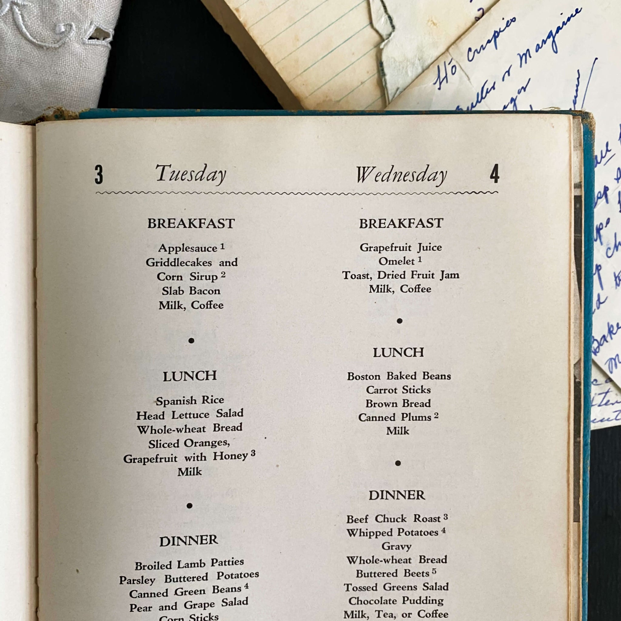 Victory Binding of The American Woman's Cook Book Wartime Edition circa 1943