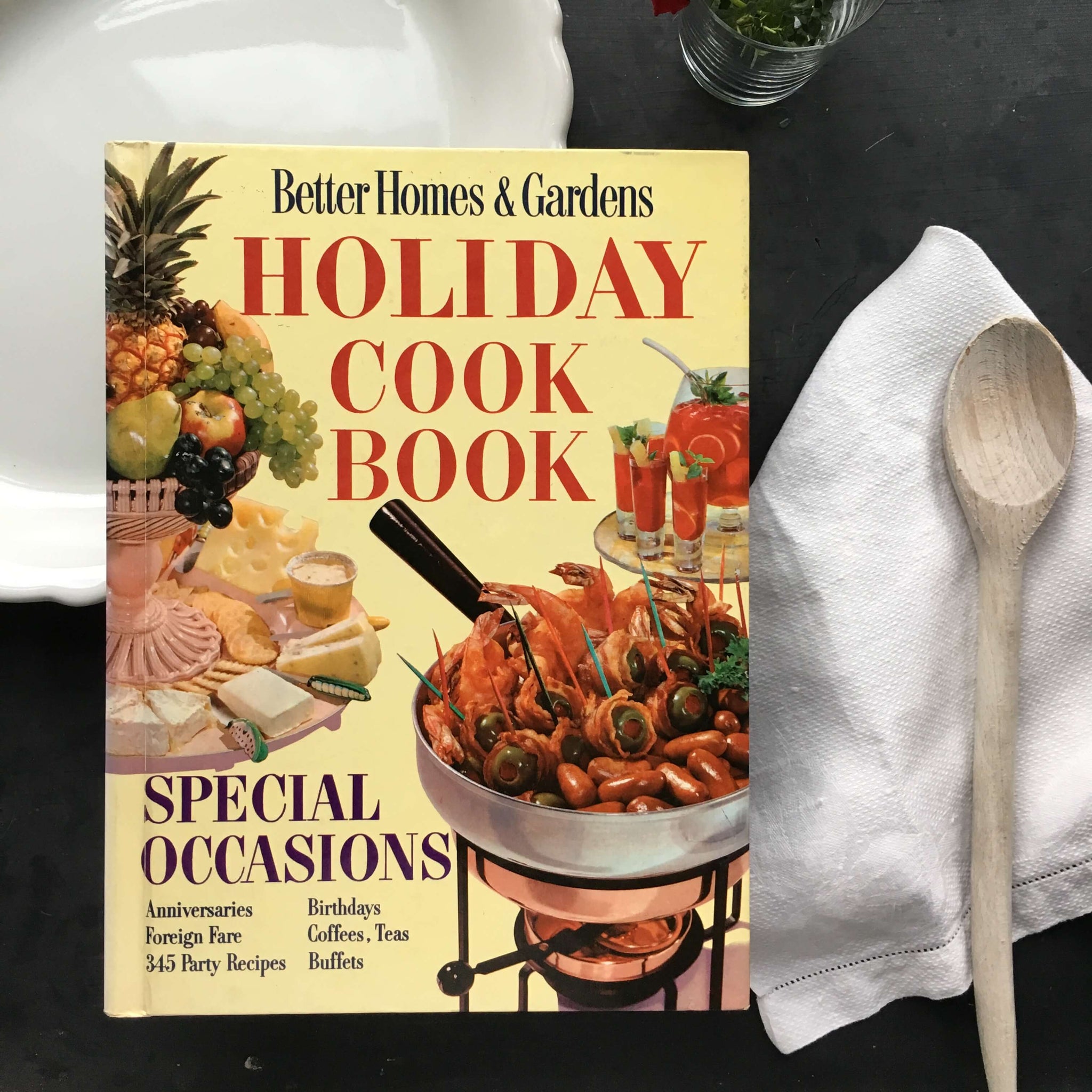 Better Homes & Gardens Holiday Cook Book - 1959 Edition