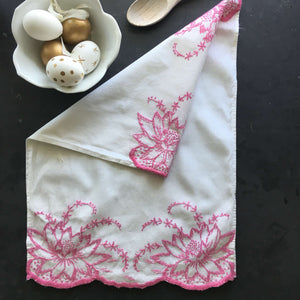 Vintage Embroidered Lotus Flower Table Runner - Pink and White Floral Cotton Kitchen Linens