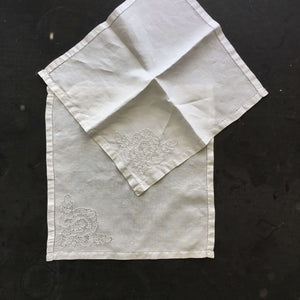 Antique Hemstitched Linen Napkins - Collection of 4 - Floral Embroidery Needlework