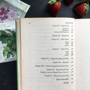 Vinatge 1950's Garden Book - Taylor's Garden Guide - 1957 Edition
