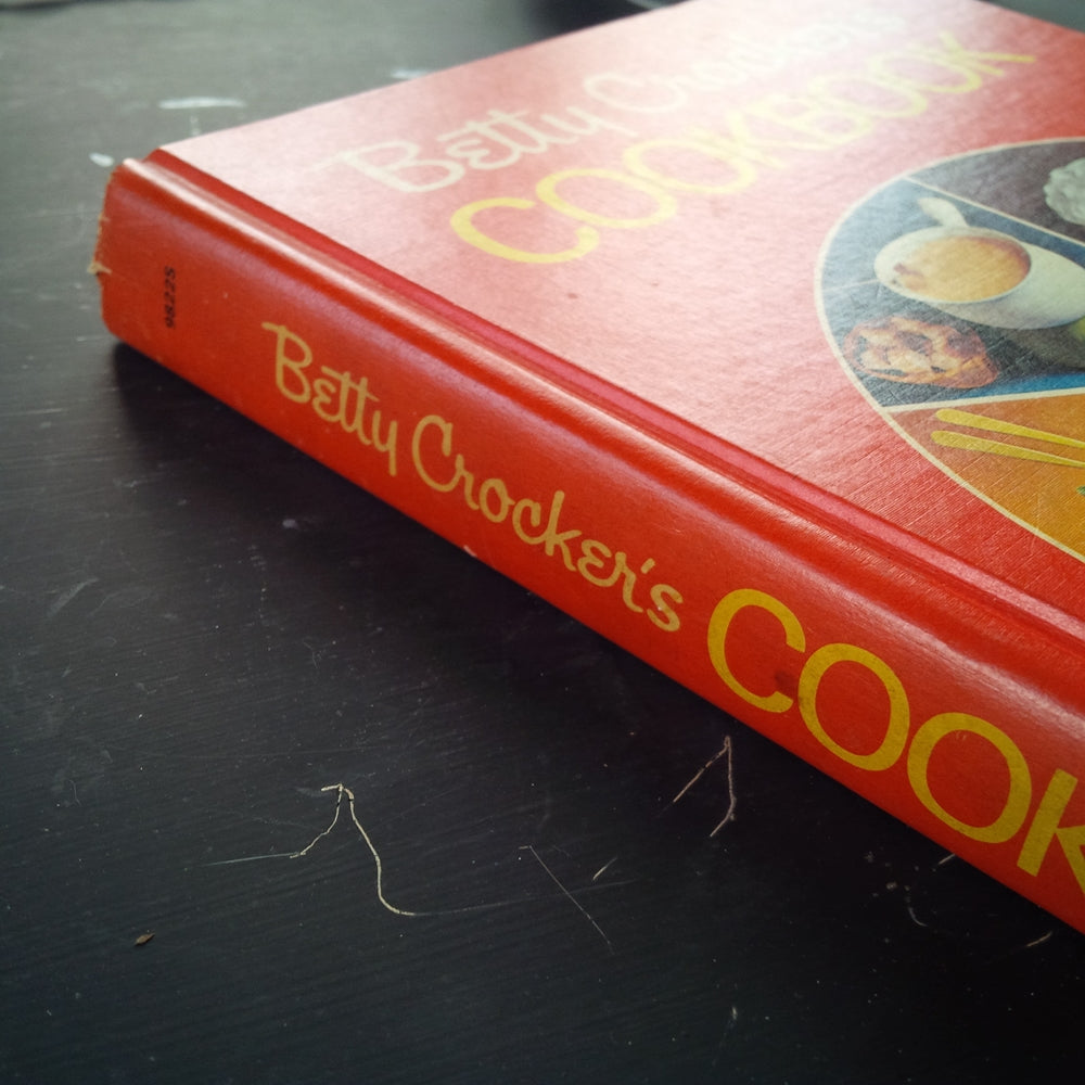 Betty Crocker's Cookbook - 1972 Edition, 17th Printing with Special Sears Happy Holidays Recipe Insert