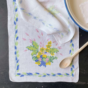 Vintage 1950s Linen Tea Towel with Blue Grapes Pink Wheat