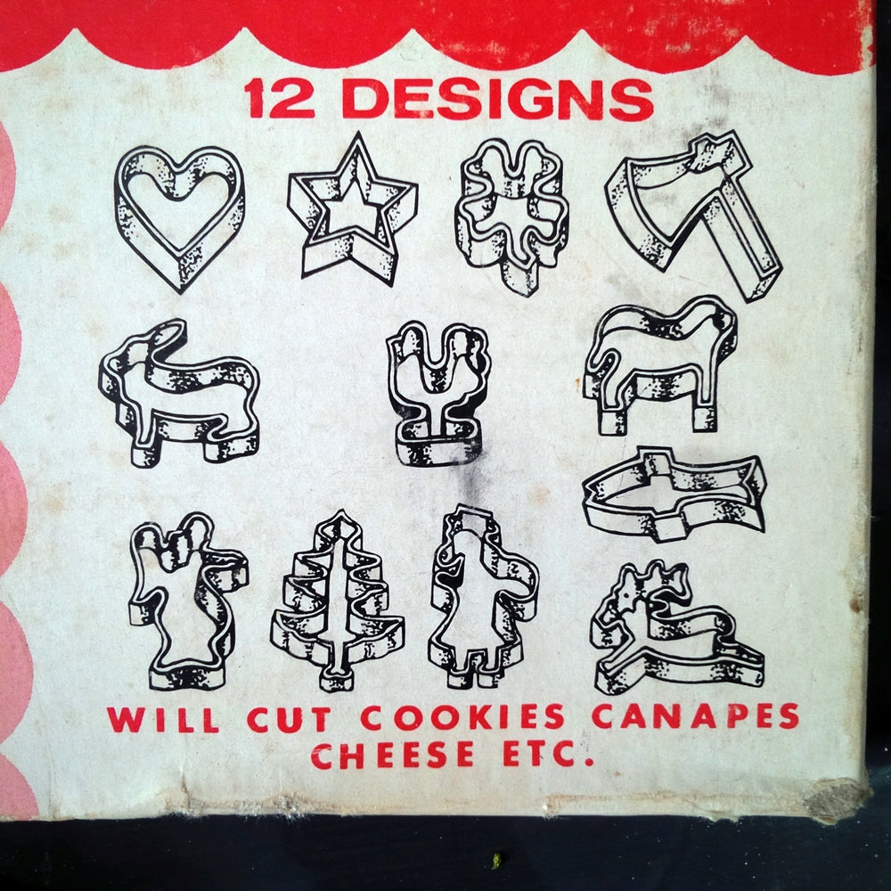 Old Fashioned Tin Cookie Cutters - Set of 11 Assorted Shapes - 1950s Novelty Manugacturing Company in Original Box