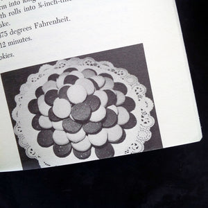 Cookie Cookery by John Zenker And Hazel G. Zenker - 1970's Paperback Edition Baking Book