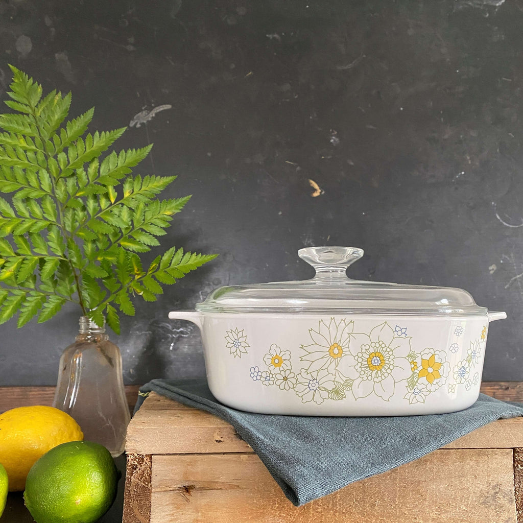 Vintage Corningware Floral Bouquet 2 Quart Casserole Dish with Lid circa 1972