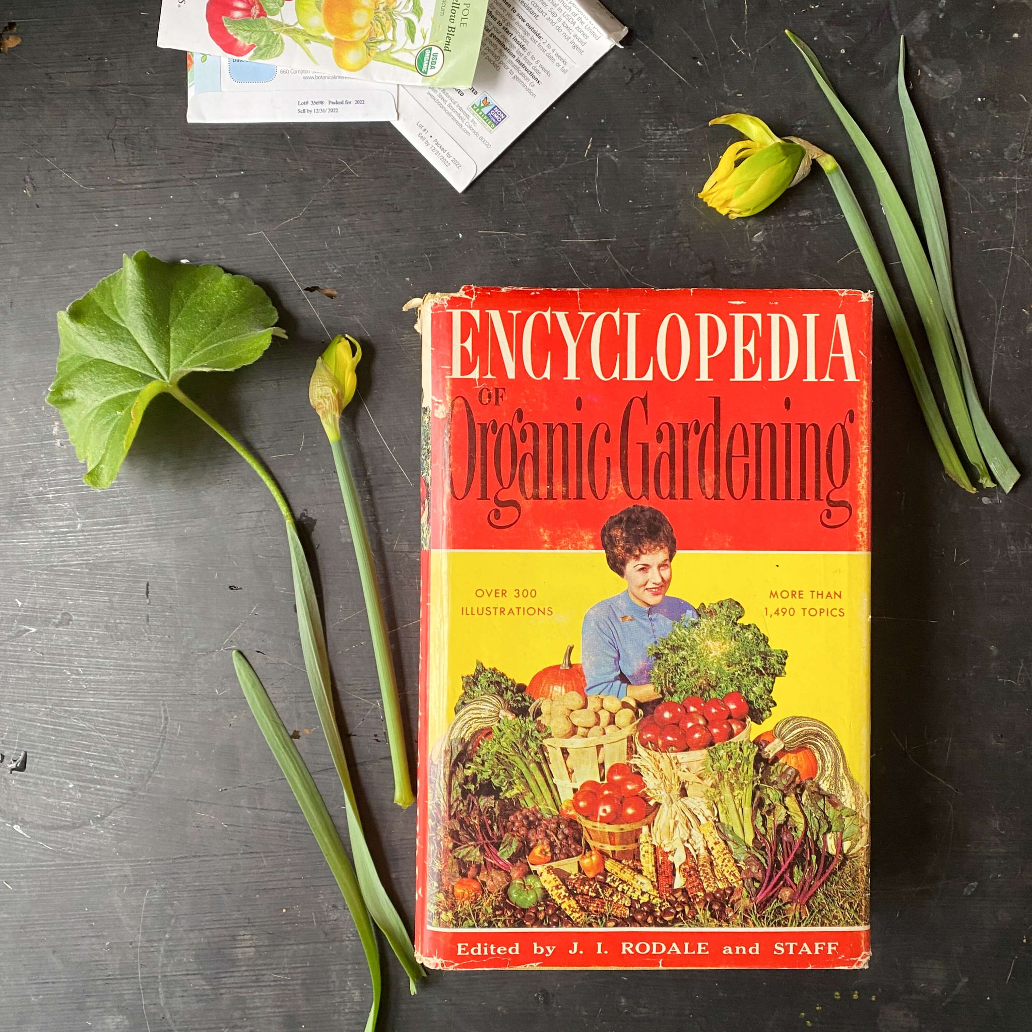 Encyclopedia of Organic Gardening - 1975 Edition 28th Printing