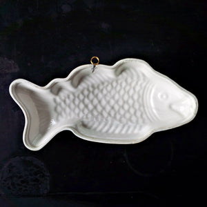 Large Ceramic Fish Mold Wall Hanging - Vintage Blue and White Knobler Japan