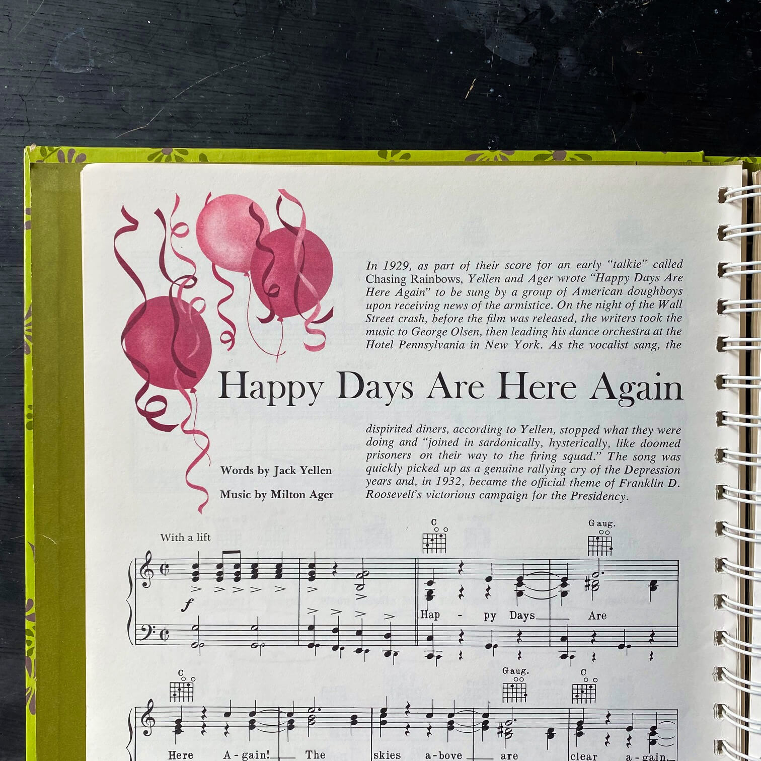 Reader's Digest Family Songbook - 1969 Edition - Sheet Music of Popular Songs From the 1920s-1960s for Piano and Voice