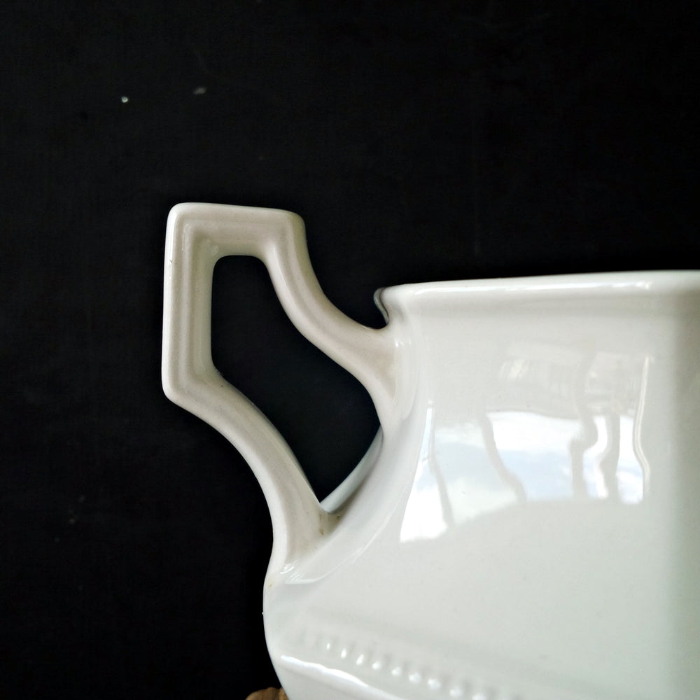 Johnson Brothers Ironstone Sugar Bowl Heritage Pattern Made in