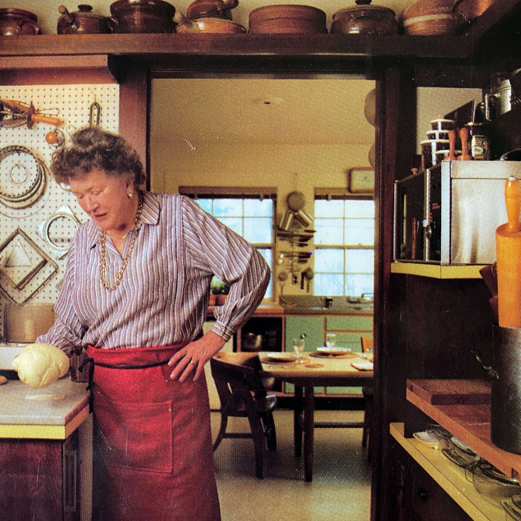 The Way To Cook- Julia Child- 1989 Edition - Oversized Cookbook