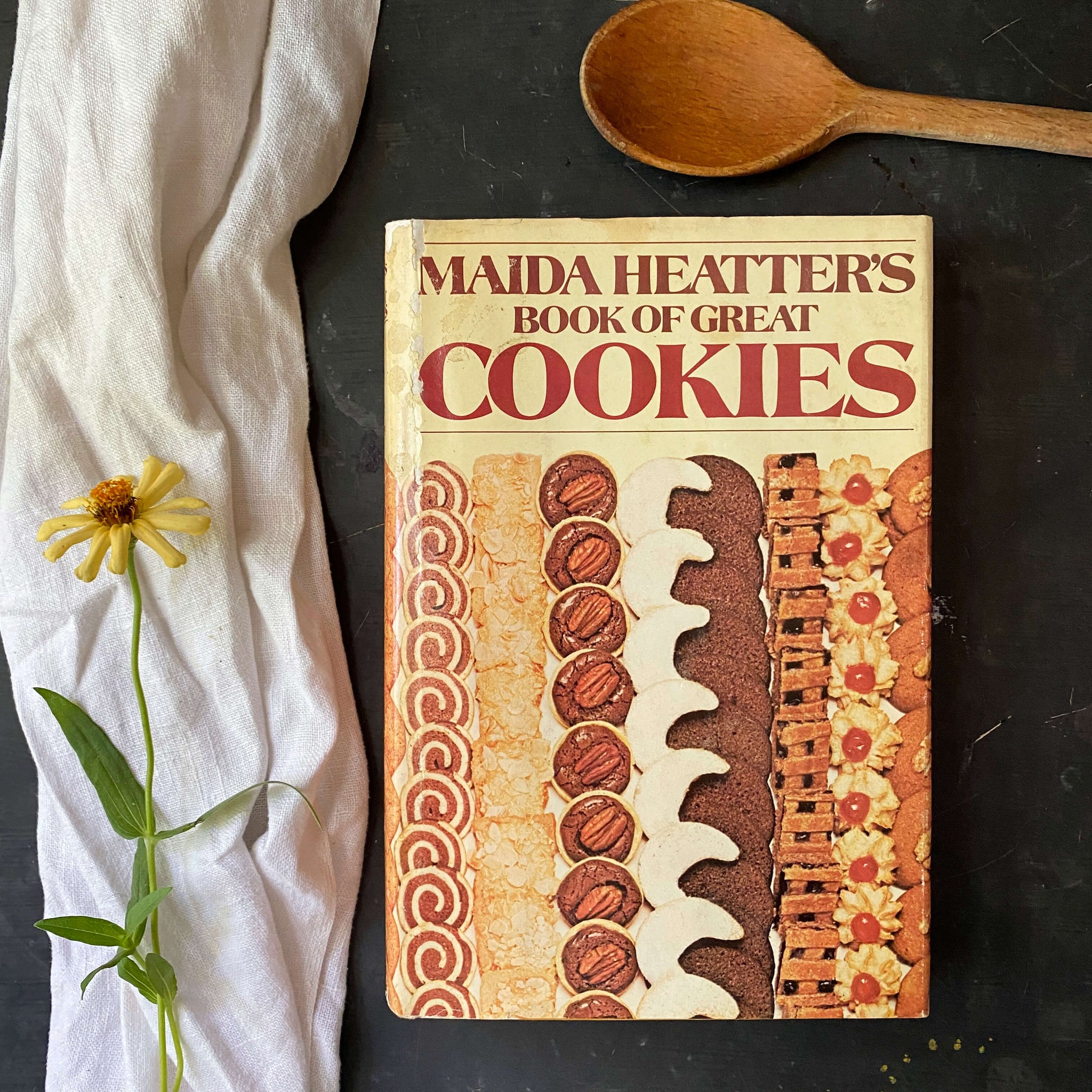 Maida Heatter's Book of Great Cookies - 1977 Book Club Edition