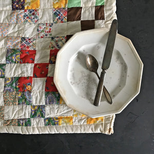 Vintage 1930's Quilt Square Piece - 20x19 Cotton Feedsack Table Linen - Farmhouse Decor