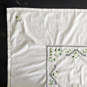 Vintage Embroidered Drawn Hemstitched Cotton Tablecloth - 35x36 - Daisy Flowers with Green Leaves