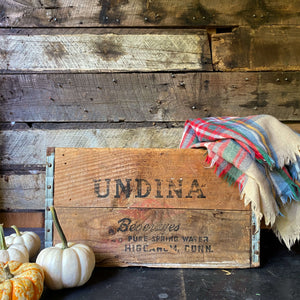 Vintage 1960s Wooden Crate - Undina Beverage Company - Connecticut White Birch Beer