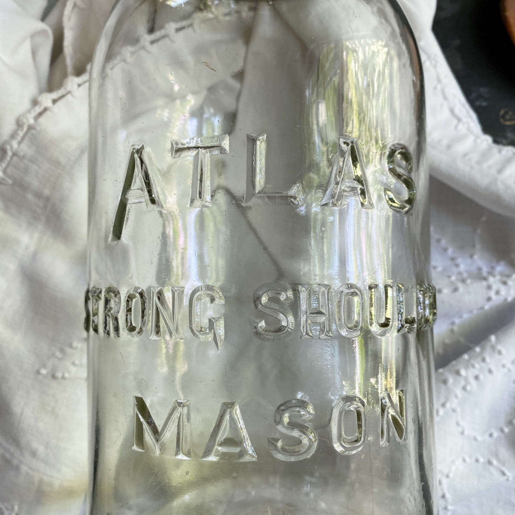 Vintage Atlas Strong Shoulder Mason Jar - 10 Cup Capacity circa 1930s