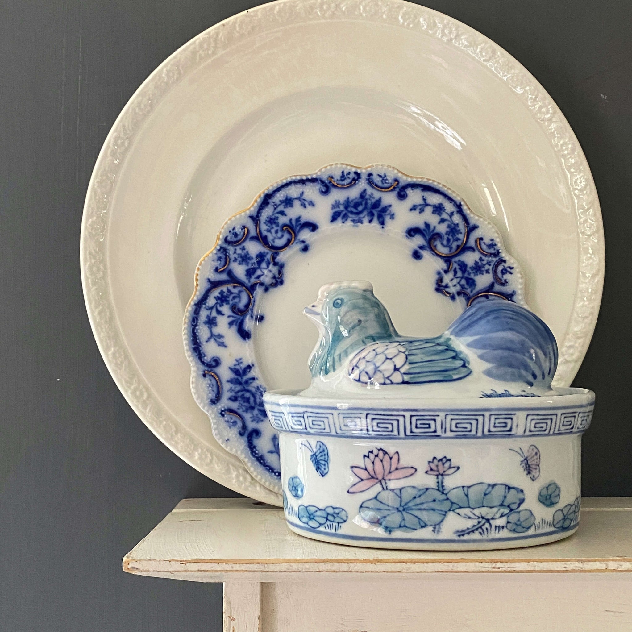 Vintage Handpainted Chinese Ceramic Hen on Nest Covered Dish