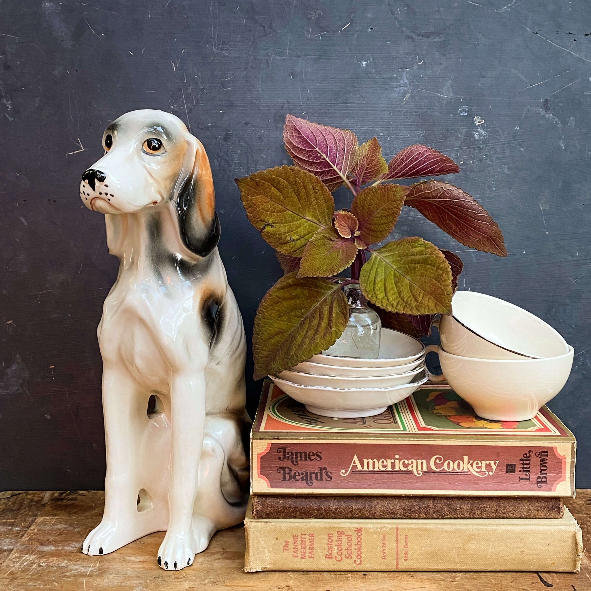 American Fox Hound Mini Hand Painted Figurine - UK American Fox Hound Mini Hand Painted Figurine - UK