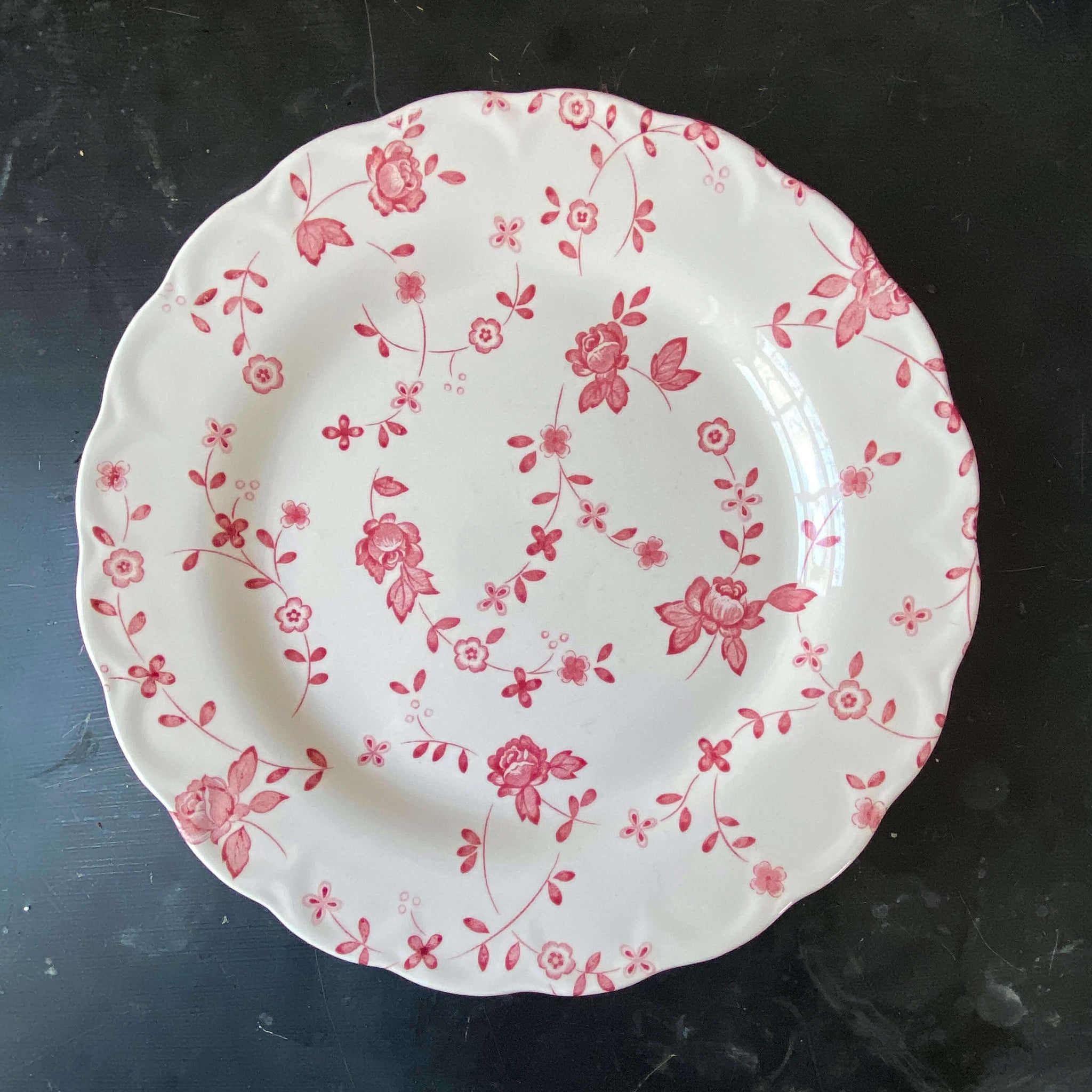 Vintage Nikko Japan Dinner Plate with Red Rose Pattern circa mid-20th Century