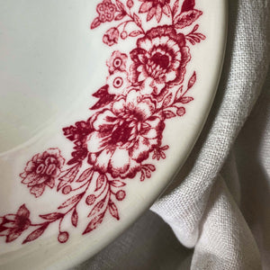 Vintage 1960s Restaurant Ware Cereal Bowls - Red Floral Homer Laughlin Redware