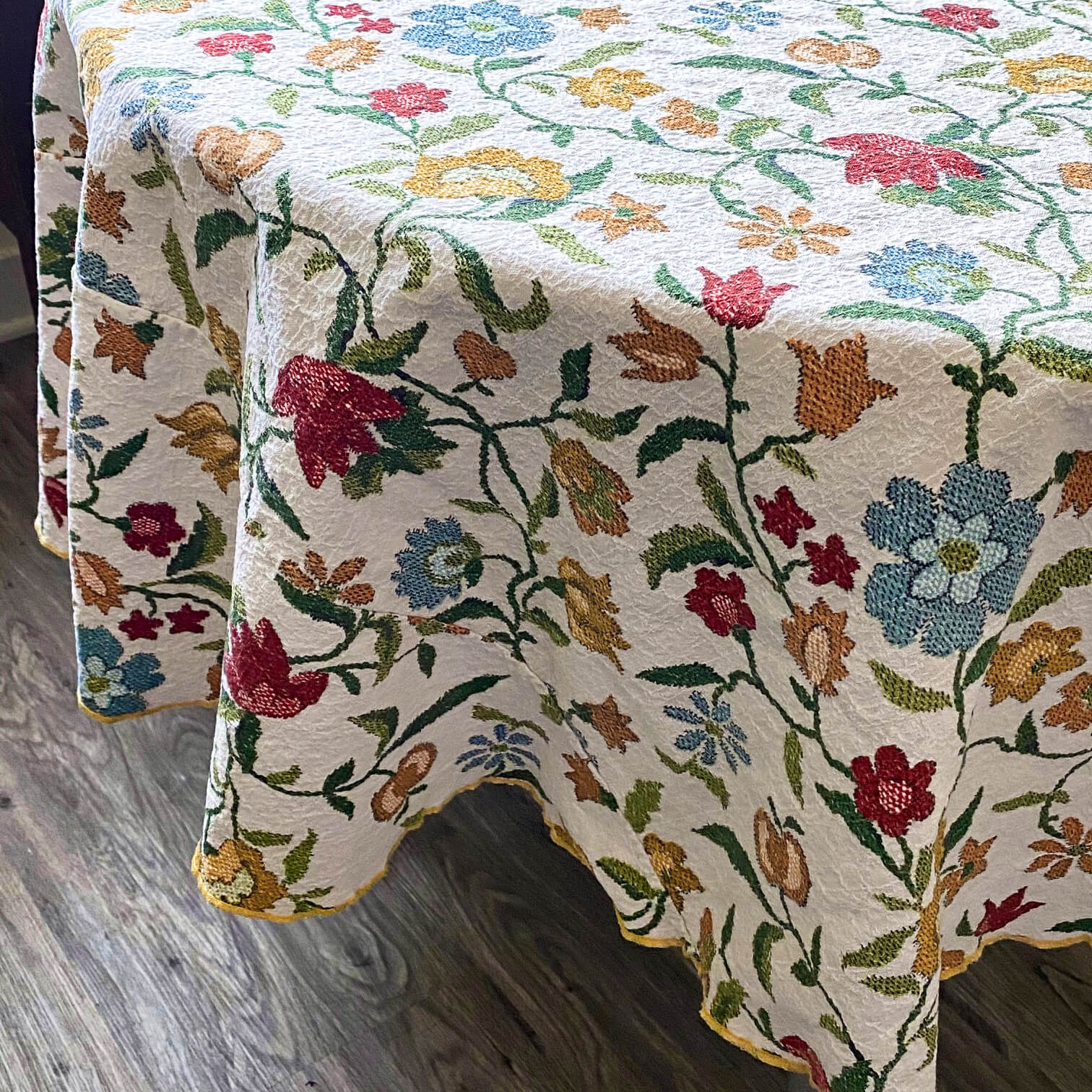 Vintage Round Floral Tablecloth Picnic Blanket - Red Blue Yellow Flowers - 64" inches