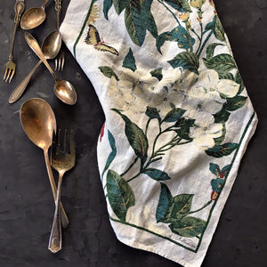Vintage Williamsburg Tea Towel - Magnolia and Dogwood Design - Linen